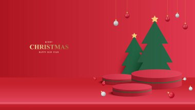 Kürsü Noel 'i. Kırmızı Podyum, yılbaşı ağacı ile ürün tanıtımı için. Ürünü kırmızı arkaplanda göstermek için podyum platformu. Mutlu Noeller.