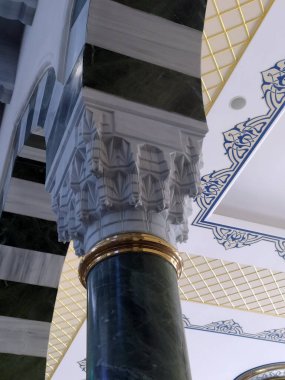 Türkiye 'nin En Büyük Camii, Büyük Camlika Camii