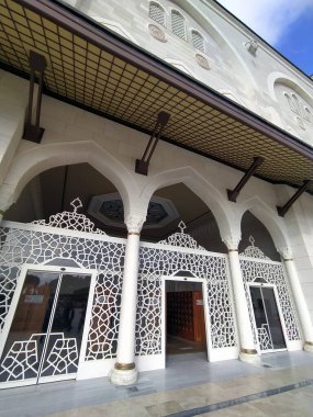 Türkiye 'nin En Büyük Camii, Büyük Camlika Camii