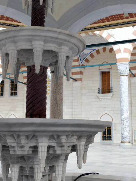 Μεγαλύτερο Τζαμί Στην Τουρκία Μεγάλο Τζαμί Καμλίκα — Φωτογραφία Αρχείου