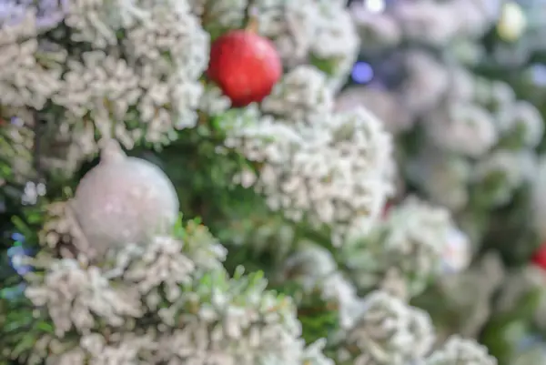 Abstraktní Rozmazané Vánoční Strom Bokeh Světlo Pozadí — Stock fotografie