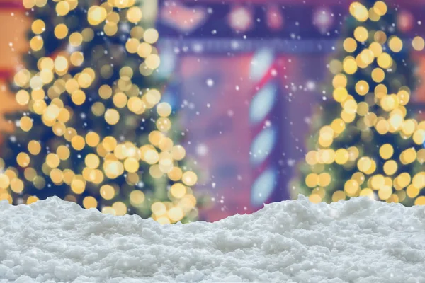 Lege Witte Sneeuw Met Wazige Kerstboom Met Bokeh Lichte Achtergrond — Stockfoto