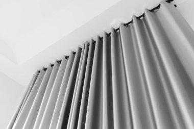 Oturma odasındaki perde iç dekorasyonu