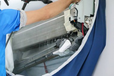 Su püskürtme ile klima temizleme hizmeti