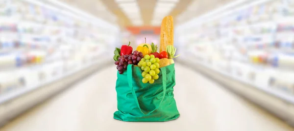 Nákupní Taška Ovocem Zeleninou Supermarketu Obchod Potravinami Rozmazané Pozadí — Stock fotografie