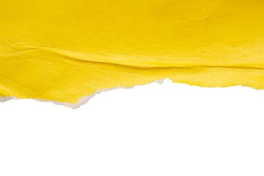 Sarı yırtık kağıt kenarları beyaz arkaplanda izole edilmiş şeritler