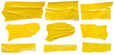 beyaz arkaplanda izole edilmiş sarı kağıt yırtılması