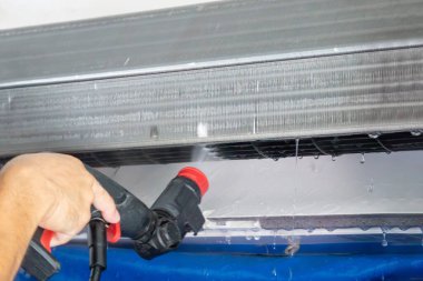 Su püskürtme ile klima temizleme hizmeti