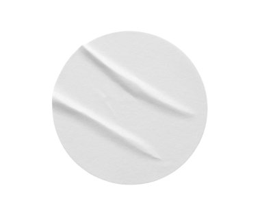 Beyaz arkaplanda izole edilmiş boş beyaz yuvarlak kağıt etiketi