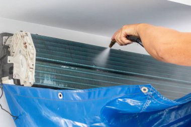 Su püskürtme ile klima temizleme hizmeti