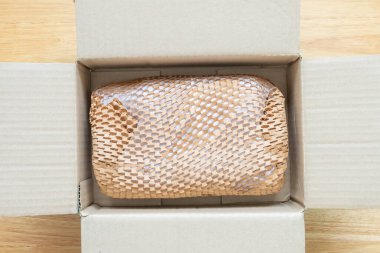 Ürün paketleme karton kutusu için çevre dostu kahverengi bal peteği paketi