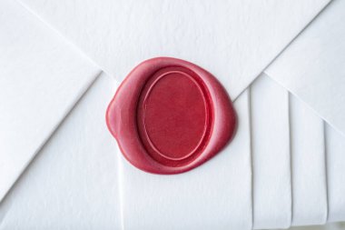 Beyaz kağıt ambalaj paketleme kutusuna balmumu mühürü