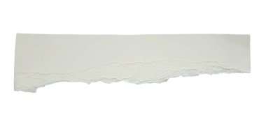 Beyaz yırtılmış kağıt kenarları beyaz arkaplanda izole edilmiş.