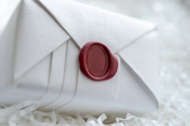 Beyaz kağıt ambalaj paketleme kutusuna balmumu mühürü