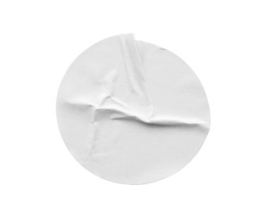 Beyaz arkaplanda izole edilmiş boş beyaz yuvarlak kağıt etiketi