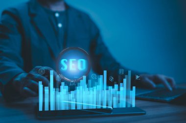 Çevrimiçi Görünürlüğü Artırma Stratejileri Görsel Denetim Teknolojisi tarafından desteklenen sayfa dışı SEO ile Dijital SEO Analiz Motoru Performansı