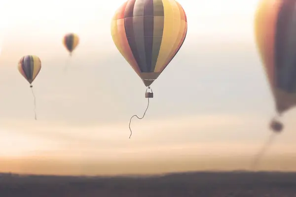 Hete Lucht Ballonnen Vliegen Vrij Lucht Symbool Van Vliegen Stockafbeelding