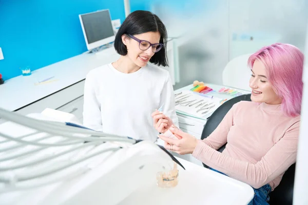 Two Women Dental Office Orthodontist Consults Female Patient — Stock Photo, Image