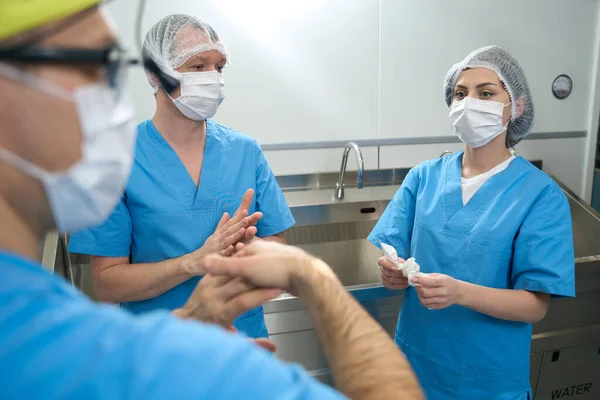 Preparing Surgical Staff Operation People Thoroughly Washed Hands — Stock Photo, Image