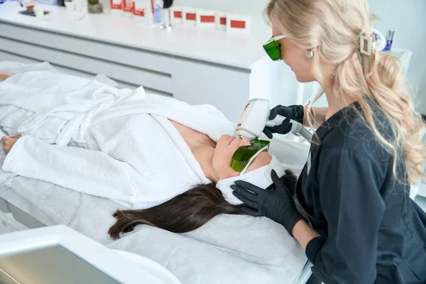 Beautician Protective Gloves Standing Young Female Doing Laser Hair Removal — Stock Photo, Image