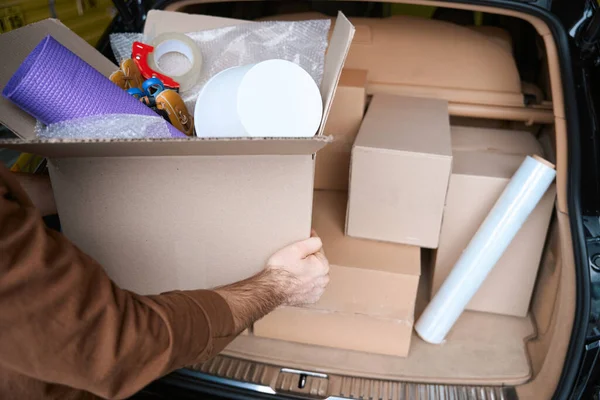 Cropped Photo Male Arm Holding Box Goods Trunk Car — Stock Photo, Image