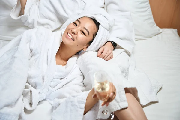Girlfriends Hotel Room Relaxing White Bathrobes Women Happily Celebrating Trip — Stock Photo, Image