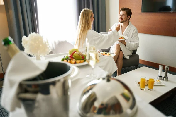 Newlyweds Having Breakfast Room Relaxation Area Sweetly Spoon Feed Each — Stock Photo, Image