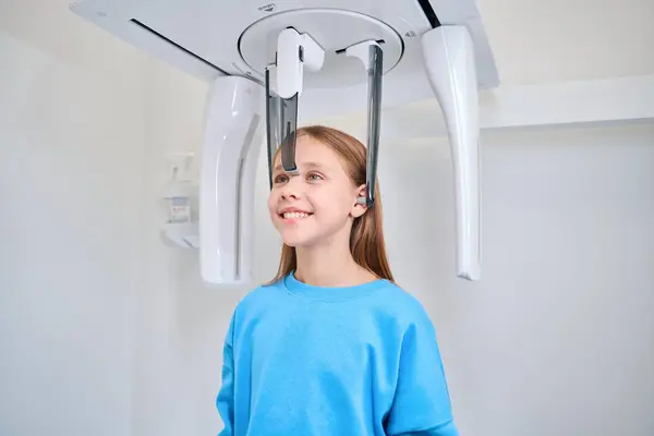 Girl Fixed Dental Ray Modern Equipment Used — Stock Photo, Image