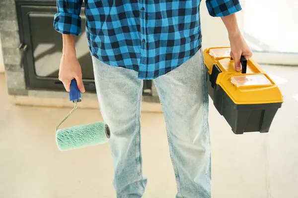 Hands Man Who Holding Paint Roller One Hand Tool Box — Stock Photo, Image