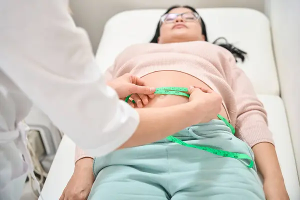 Qualified Gynecologist Checking Volume Belly Pregnant Lady Who Came Routine — Stock Photo, Image