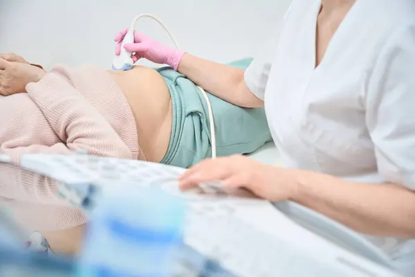 Close Woman Sonographer Checking Condition Internal Organs Woman Moving Special — Stock Photo, Image