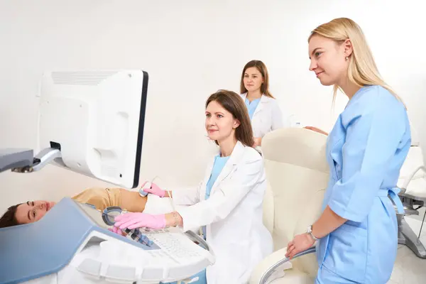 Female Adult Caucasian Gynecologist Doing Ultrasound Scanning Pregnant Belly Young — Stock Photo, Image