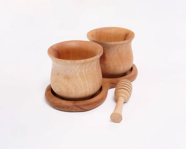 handicrafts made from leftover wood in the form of glasses and cups. Aesthetic wooden cups are suitable for cafes, restaurants and homes. Drink display is more attractive and has a high selling value.