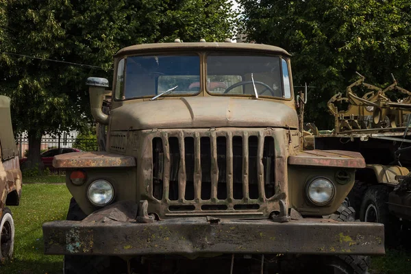 Scheinwerfer Eines Alten Sowjetischen Militärfahrzeugs Vor Dem Lkw Fragment Der — Stockfoto
