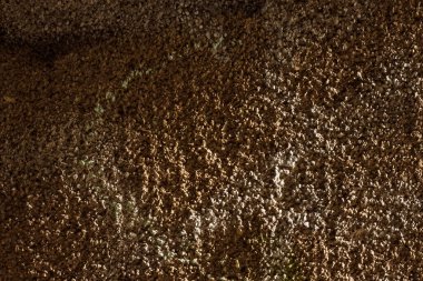 Alçılı eski tuğla duvarın yüzeyi. Dekoratif alçı dokusu rahatlatıcı. Yakın plan..