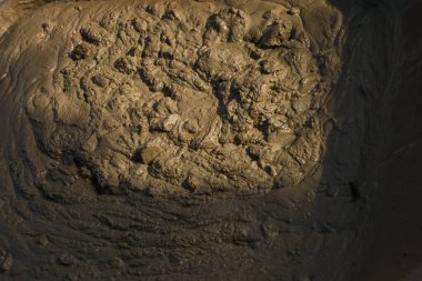 El arabasında sıvı çimento var. Yakın çekim dokusu