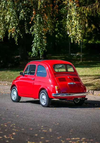 Red Old Fiat 500 Parked Street Small Italian Car Rear — Stock Photo, Image