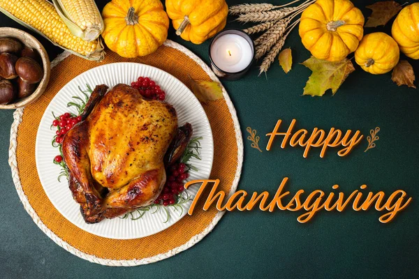 Happy Thanksgiving Feiertag Hintergrund Gebratenes Ganzes Huhn Oder Truthahn Mit — Stockfoto