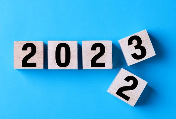 2023 Anul Nou Fericit Blocul Cub Din Lemn Schimbă Din — Fotografie, imagine de stoc