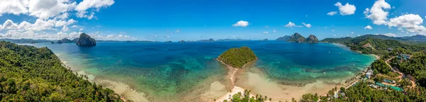Panorama Del Dron Paradisíaca Playa Maremegmeg Cerca Nido Isla Filipina —  Fotos de Stock