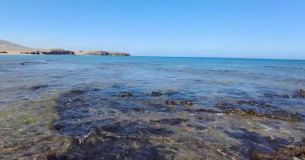 Video Schwenk Über Die Felsige Küste Los Ajaches Nationalpark Auf — Stockvideo