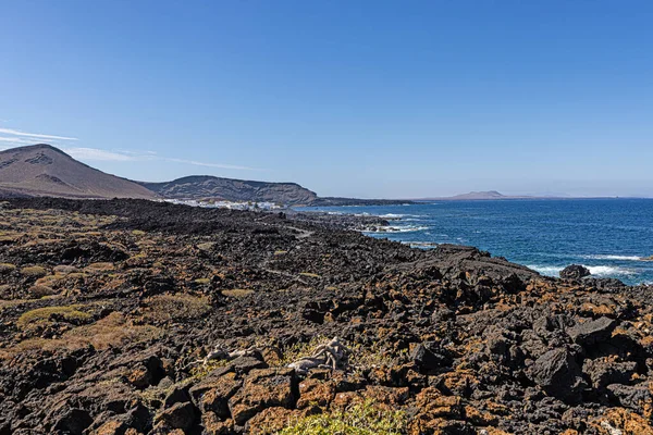 Foto Vulkanische Kust Bij Golfo Lanzarote Overdag — Stockfoto