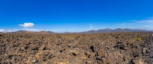 Vista Panorâmica Sobre Estéril Parque Nacional Vulcânico Timanfaya Lanzarote Durante — Fotografia de Stock