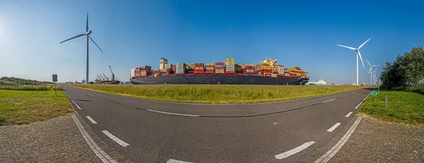 Panoramabild Från Hamn Rotterdam Med Stort Containerfartyg Dagtid — Stockfoto