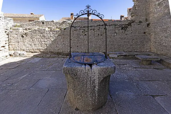 Image Historic Stone Fountain Medieval Town Day — Stock Photo, Image