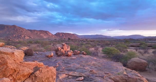 Відео Дамараленд Намібії Під Час Заходу Сонця Влітку — стокове відео