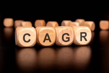 CAGR 'ın yatırım büyüme stratejilerine ilişkin anlamını ve önemini anlamak için derine dalın