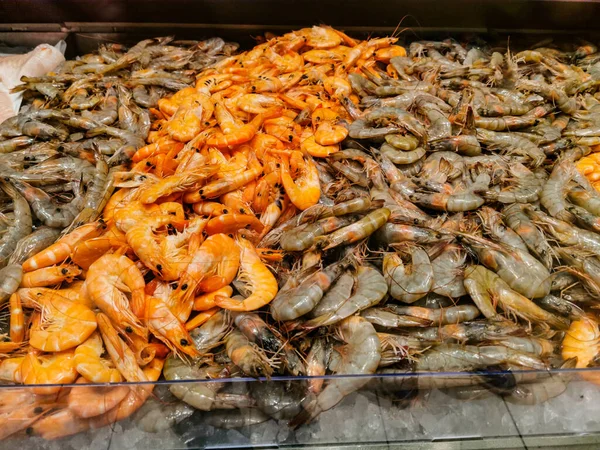 Seafood Market Shrimps Showcase Market Pandalus Borealis Parapenaeus Longirostris — Stock Photo, Image