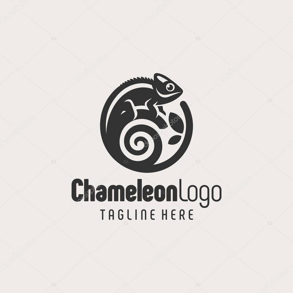 Elegant Chameleon Mark Black White