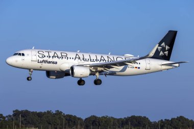 Luqa, Malta - January 7, 2023: Star Alliance (Lufthansa) Airbus A320-214 (REG: D-AIZN) arriving on a sunny winter afternoon.